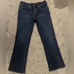 Silver Suki Mid Rise - Slim Boot Cut Jean - WORN ONCE. 32/31